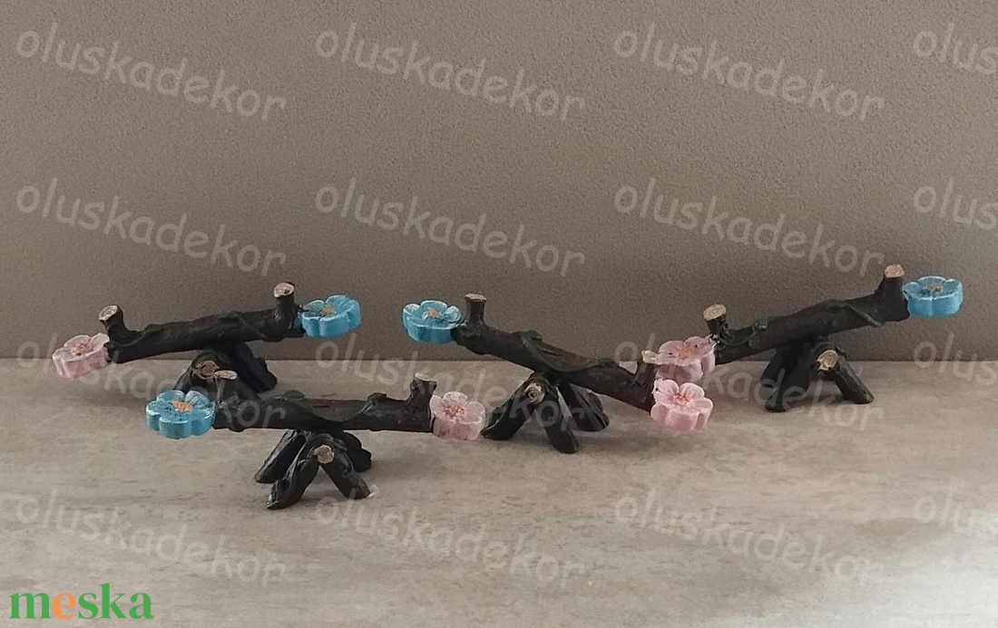 Tündérkert libikóka, manó, babaház, figura, dekoráció, kiegészítő, 10cm - kellékek & szerszámok - dekorációs kellékek - figurák - Meska.hu Tündérkert libikóka, manó, babaház, figura, dekoráció, kiegészítő, 10cm - kellékek & szerszámok - dekorációs kellékek - figurák - Meska.hu
