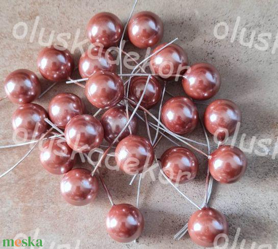 Betűző bogyó, gyöngyház, több színben, 2cm - kellékek & szerszámok - dekorációs kellékek - egyéb kellékek - Meska.hu