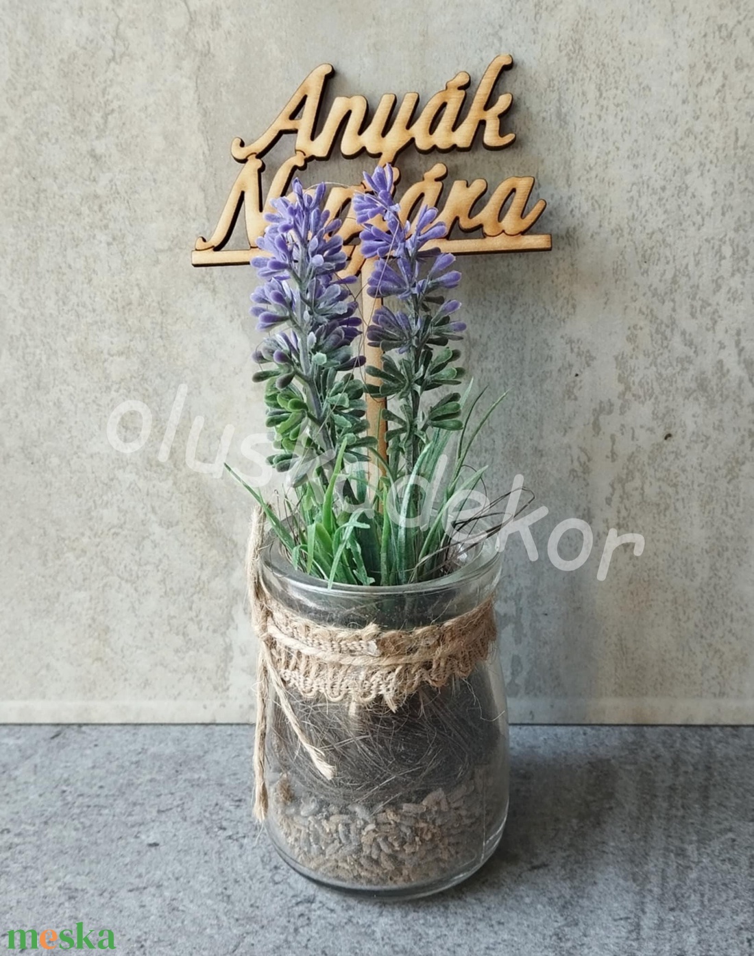 Levendula, gumi, real-touch, műnövény üvegvázában, 13cm, táblával - kellékek & szerszámok - dekorációs kellékek - egyéb kellékek - Meska.hu