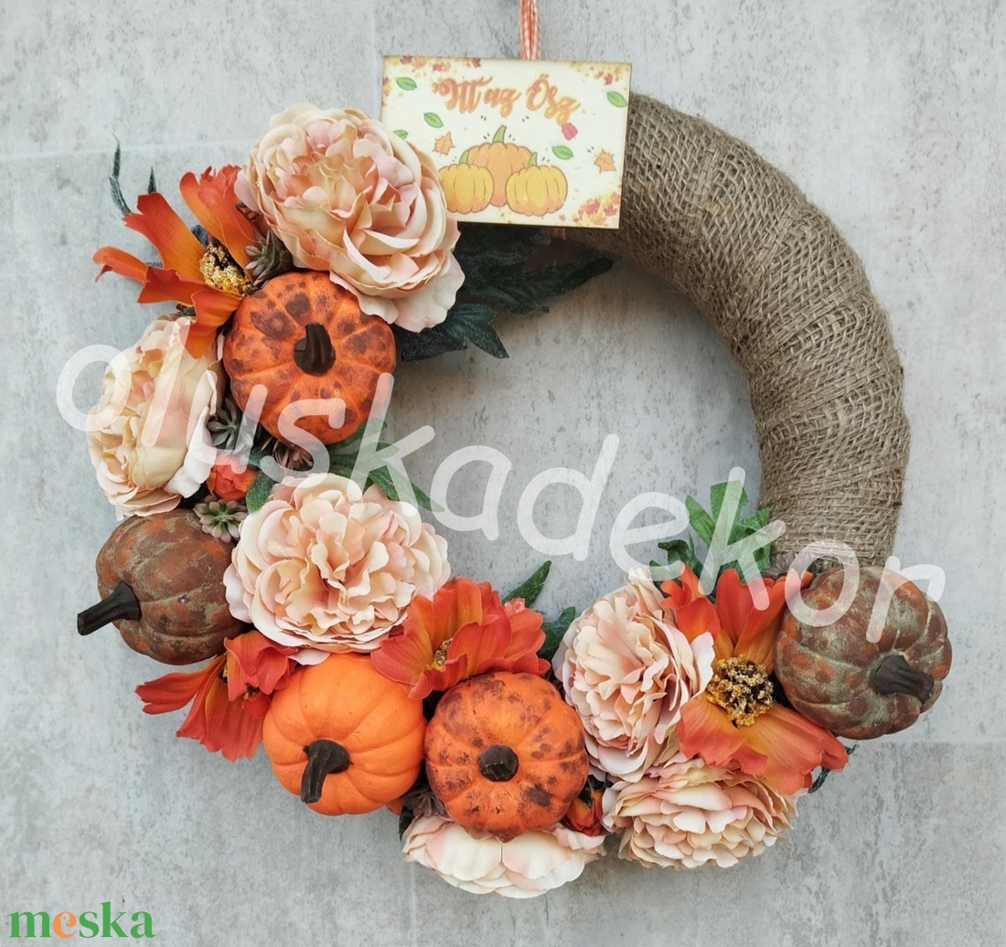 Őszi ajtódísz, kopogtató, selyemvirággal, tökkel díszítve, kézműves termék, kb. 30cm - otthon & életmód - dekoráció - ajtó- és ablak dekoráció - ajtódísz & kopogtató - Meska.hu Őszi ajtódísz, kopogtató, selyemvirággal, tökkel díszítve, kézműves termék, kb. 30cm - otthon & életmód - dekoráció - ajtó- és ablak dekoráció - ajtódísz & kopogtató - Meska.hu