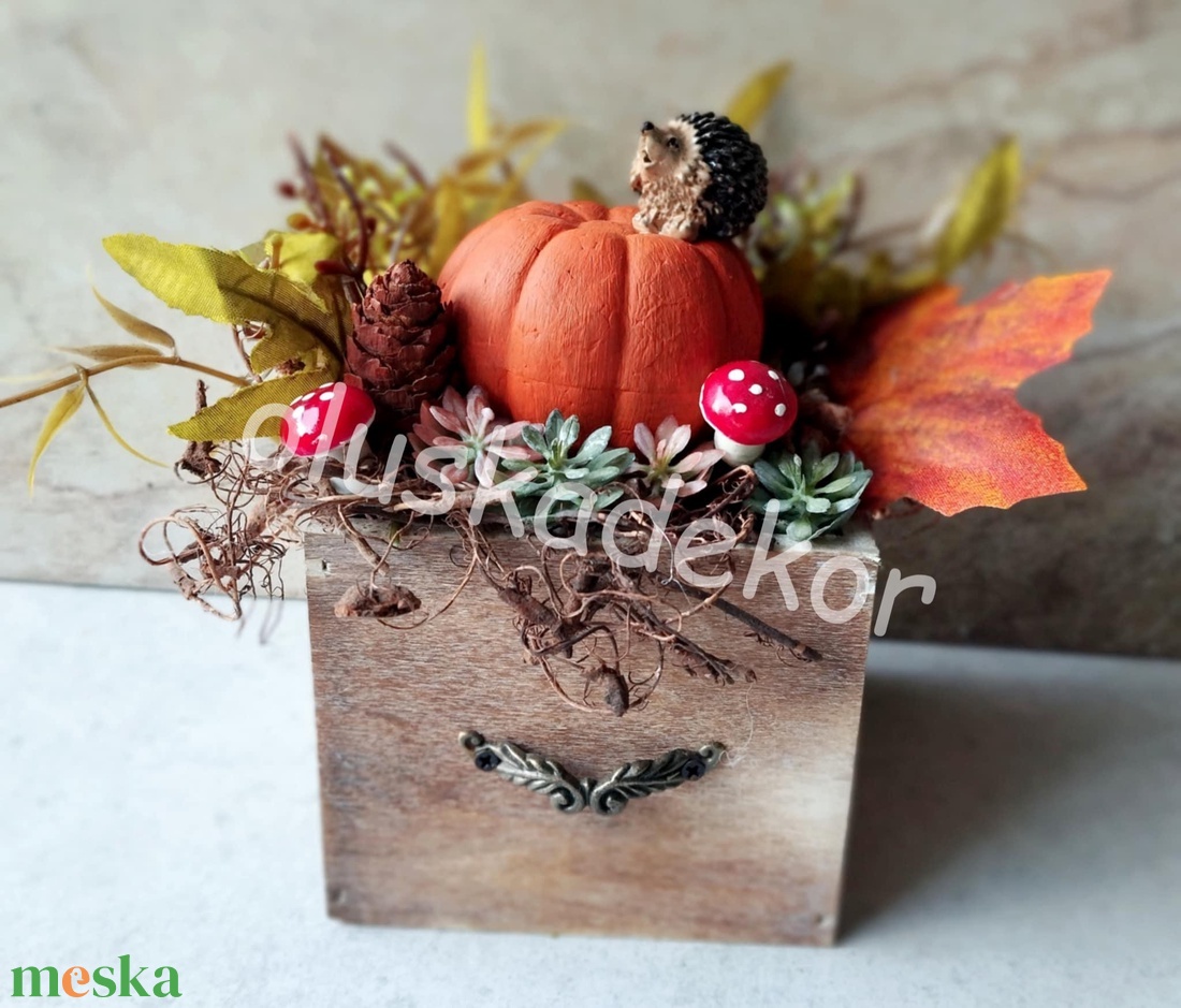 Őszi asztaldísz, dekoráció, sünivel tökkel - otthon & életmód - dekoráció - halloween - halloweeni asztaldísz - Meska.hu Őszi asztaldísz, dekoráció, sünivel tökkel - otthon & életmód - dekoráció - halloween - halloweeni asztaldísz - Meska.hu