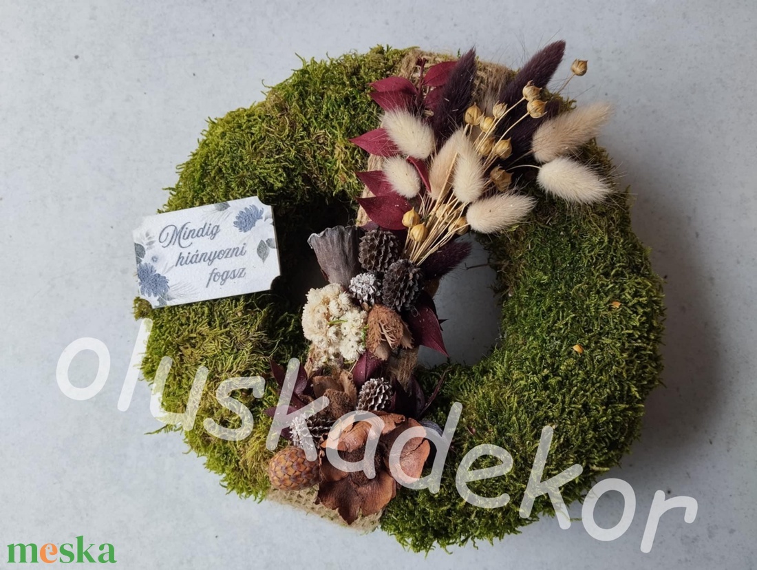 Sírdísz, kegyeletidísz, mohakoszorú, mohás sírdísz, sírkoszorú, mindenszentek, 25cm - otthon & életmód - dekoráció - virágdísz és tartó - koszorú - Meska.hu