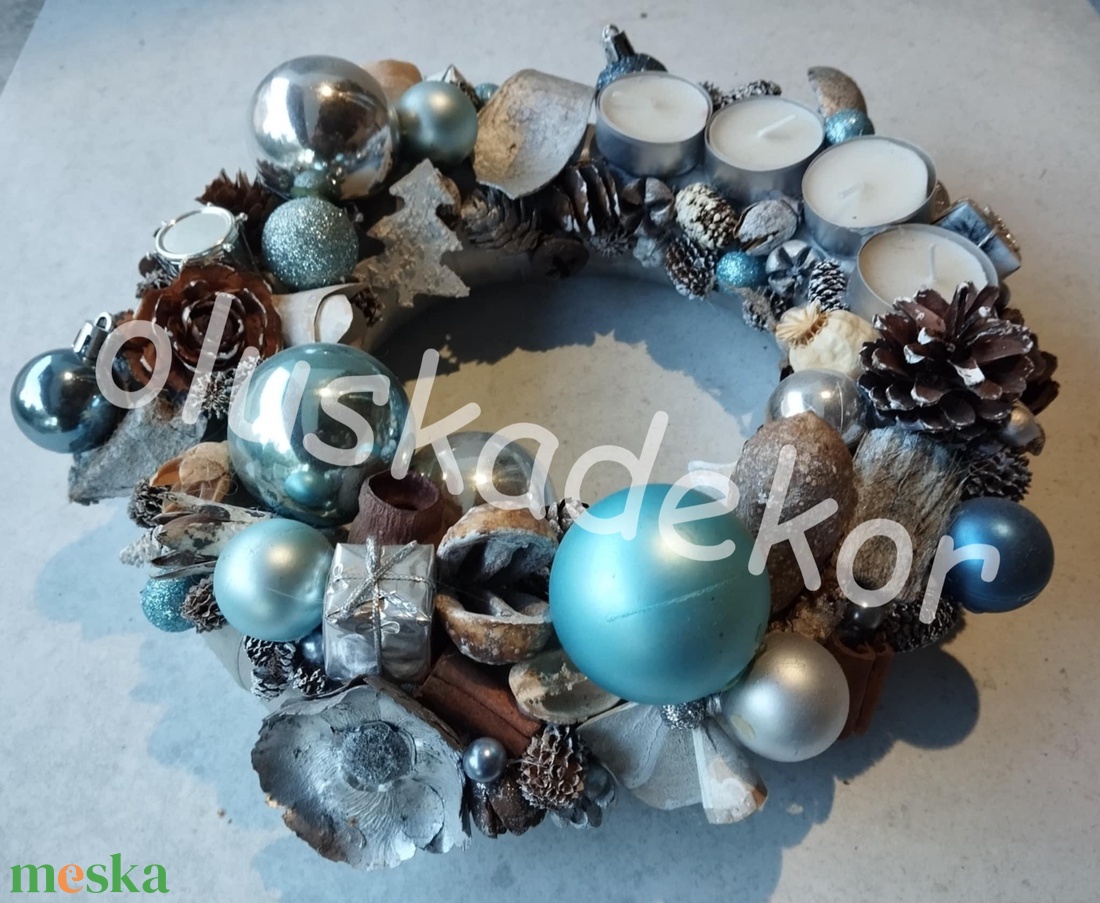 Adventi, karácsonyi jeges varázs asztaldísz, koszorú, 25cm - karácsony - karácsonyi lakásdekoráció - ünnepi asztaldekoráció - Meska.hu