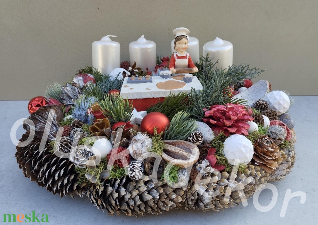 Adventi, karácsonyi cukrászos asztaldísz, koszorú kb. 33cm - karácsony - karácsonyi lakásdekoráció - ünnepi asztaldekoráció - Meska.hu