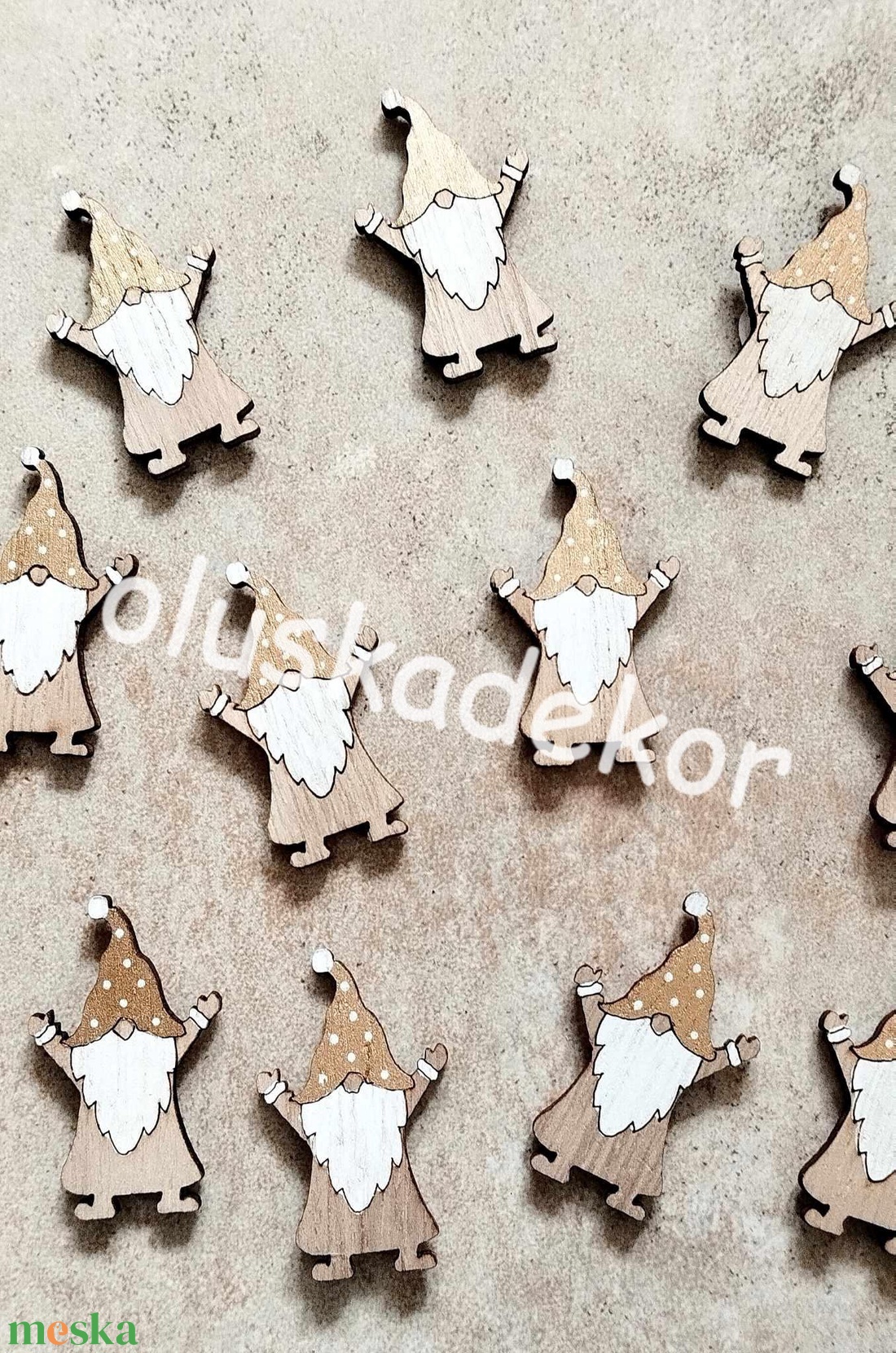 Orrmanó, arany pöttyös vagy csíkossapkás, öntapadós, karácsonyi lézervágott, fa dekorációs kiegészítő - karácsony - karácsonyi lakásdekoráció - karácsonyi lakásdíszek - Meska.hu