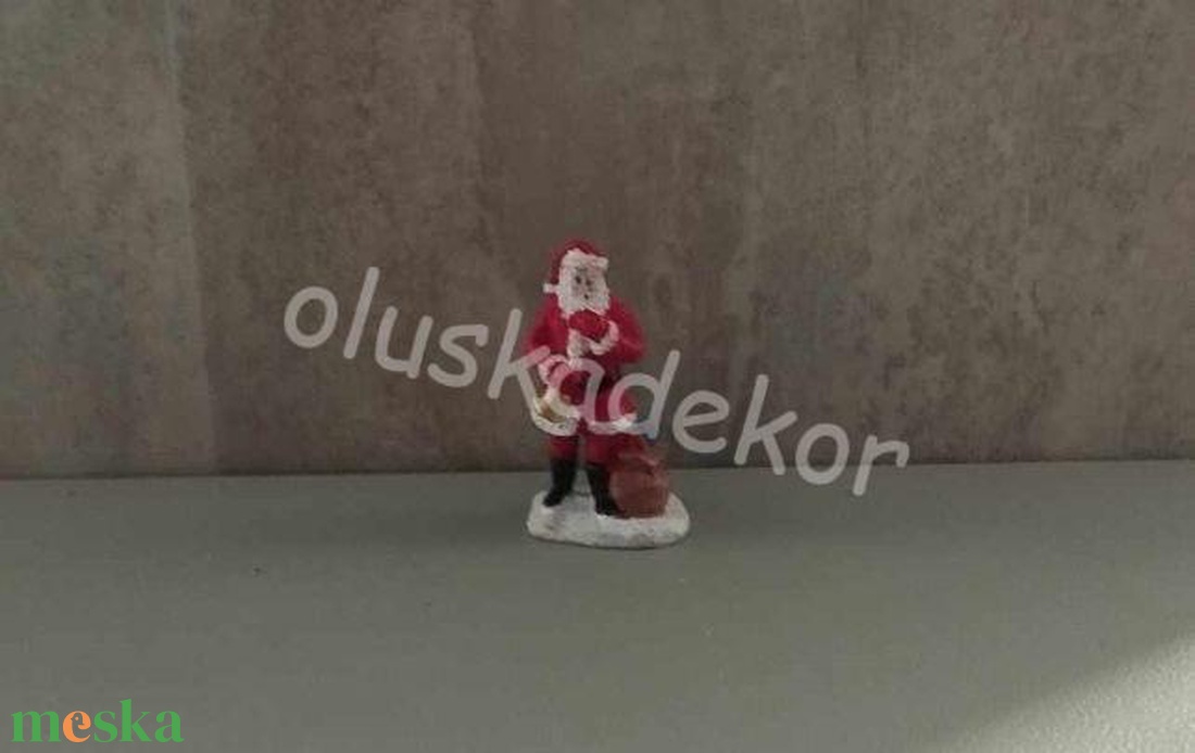 Téli falu, téli jelenet, télapó csengettyűvel - 7x3,5cm - karácsony - karácsonyi lakásdekoráció - karácsonyi lakásdíszek - Meska.hu