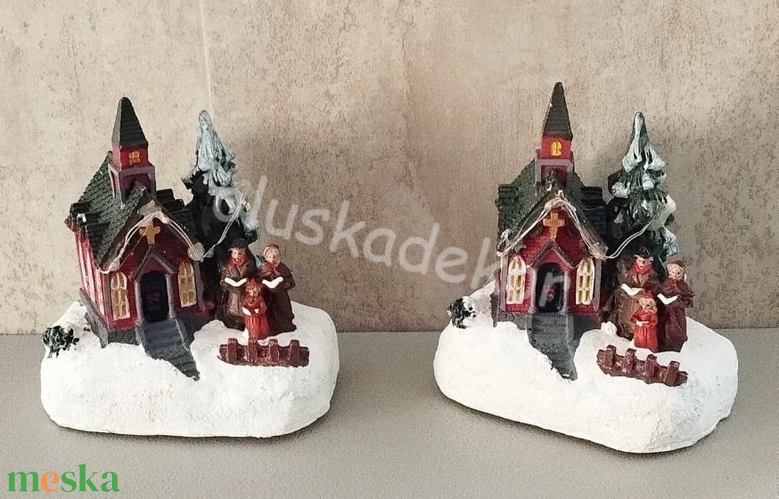 Templom, kápolna kórussal, LEDES, téli falu kiegészítő, karácsonyi, dekorációs alapanyag, 9,5x6x10,3cm - karácsony - karácsonyi lakásdekoráció - karácsonyi lakásdíszek - Meska.hu