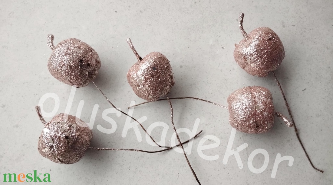 Alma pick, betűzős, glitteres, karácsonyi dekorációs alapanyag, 10cm - kellékek & szerszámok - dekorációs kellékek - egyéb kellékek - Meska.hu