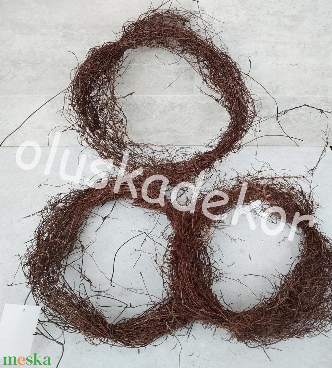 Szőlőkoszorú, fészek koszorú, natúr, húsvéti dekorációs alapanyag, 25cm - kellékek & szerszámok - dekorációs kellékek - koszorú, koszorúalap - Meska.hu