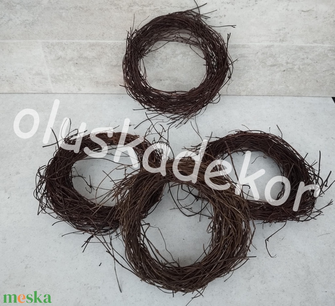 Szőlőkoszorú, fészekkoszorú, natúr, húsvéti, dekorációs alapanyag, 15cm - kellékek & szerszámok - dekorációs kellékek - koszorú, koszorúalap - Meska.hu