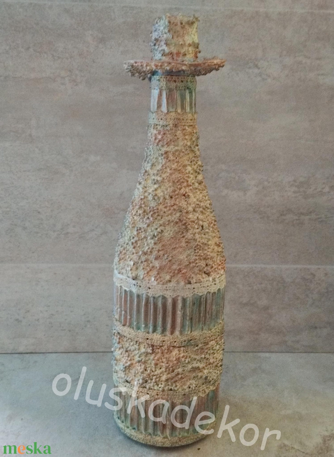 Dekorációs üveg, vanillia színű - oxidált hatású, kalapos - otthon & életmód - dekoráció - asztal és polc dekoráció - asztaldísz - Meska.hu