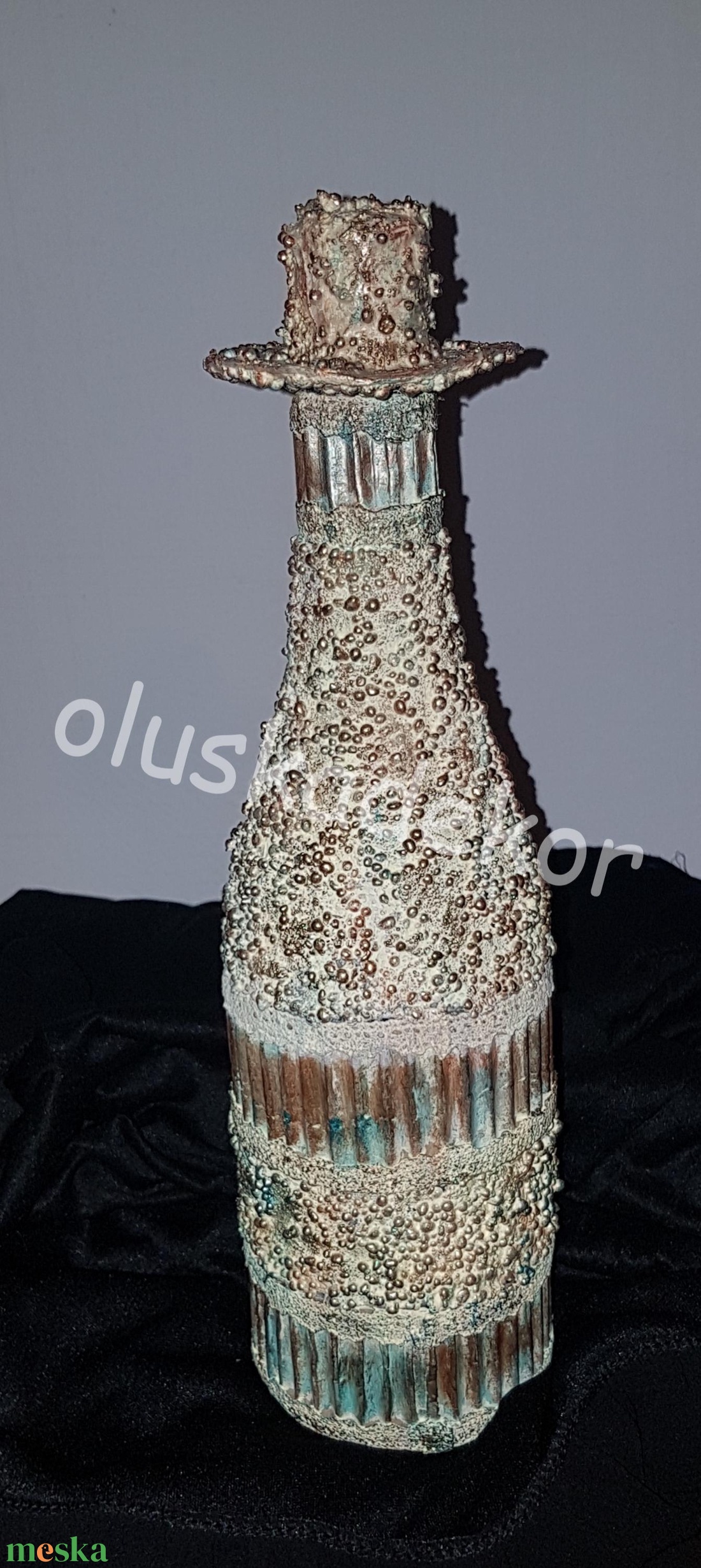 Dekorációs üveg, vanillia színű - oxidált hatású, kalapos - otthon & életmód - dekoráció - asztal és polc dekoráció - asztaldísz - Meska.hu