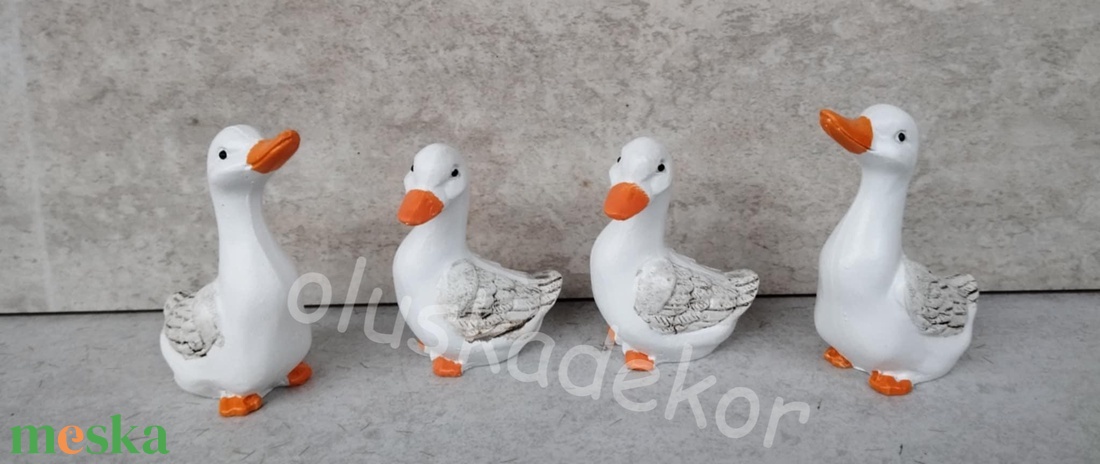 Liba avagy gőgös gúnár Gedeon és társa, húsvéti dekorációs figura, 2 féle - kellékek & szerszámok - dekorációs kellékek - figurák - Meska.hu