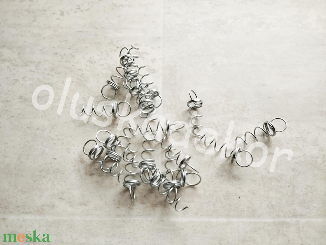 Fém hungarocell akasztó tojáshoz, gömbhöz, húsvéti, adventi dekorációs alapanyag - kellékek & szerszámok - dekorációs kellékek - egyéb kellékek - Meska.hu