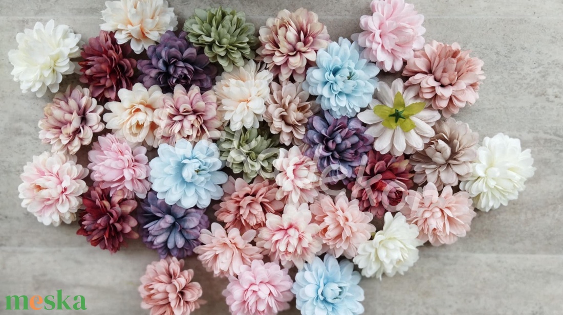 Dália selyem virágfej, dekorációs alapanyag több színben, 7,5cm - kellékek & szerszámok - dekorációs kellékek - virágfej - Meska.hu