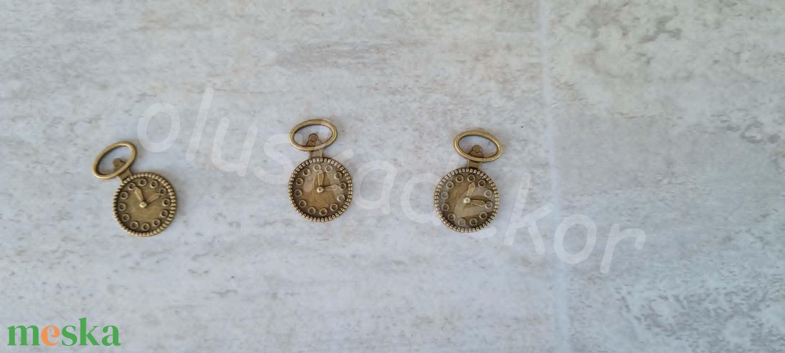 Zsebóra, vintage, antik hatású fém dekorációs kiegészítő, 1,5x2,5cm - kellékek & szerszámok - dekorációs kellékek - egyéb kellékek - Meska.hu