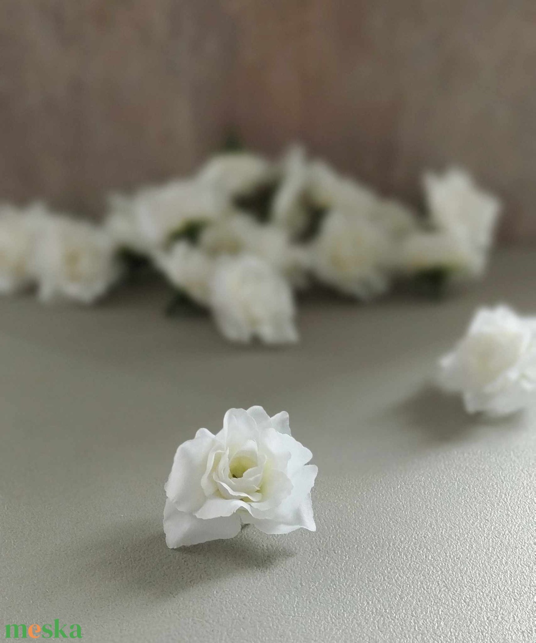 Rózsa virágfej, rózsafej, selyemvirág, dekorációs alapanyag, 6,5cm - kellékek & szerszámok - dekorációs kellékek - virágfej - Meska.hu