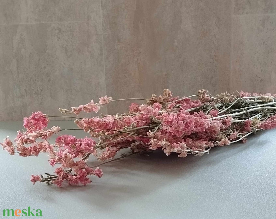 Szarkaláb, rózsaszín, szárazvirág, szárított, dekorációs növény, 100gr./cs. - kellékek & szerszámok - dekorációs kellékek - termések, terméscsomagok - Meska.hu