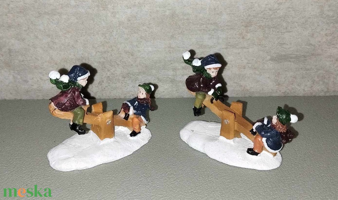 Téli mini falu kiegészítő, libikókázó gyerekek - kellékek & szerszámok - dekorációs kellékek - figurák - Meska.hu