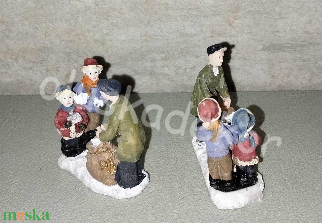 Téli mini falu kiegészítő, levelet küldő gyerekek - kellékek & szerszámok - dekorációs kellékek - figurák - Meska.hu