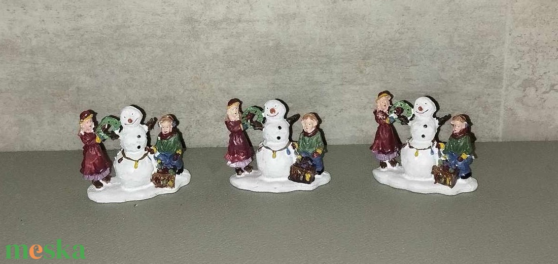 Téli mini falu kiegészítő, hóembert építő gyerekek - kellékek & szerszámok - dekorációs kellékek - figurák - Meska.hu