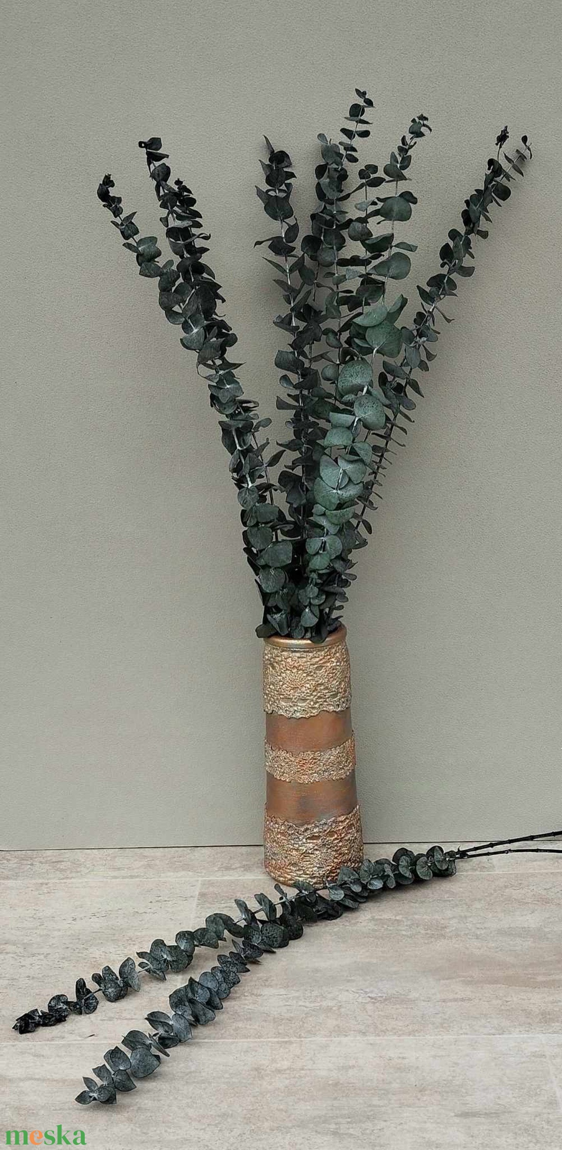 Eukalyptus spirál, preparált, tartósított dekorációs növény 4 színben, 60cm - kellékek & szerszámok - dekorációs kellékek - egyéb kellékek - Meska.hu