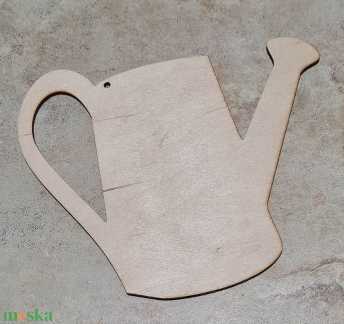Locsolókanna, kanna, natúr, fa lézervágott dekor, 15cm - kellékek & szerszámok - dekorációs kellékek - figurák - Meska.hu