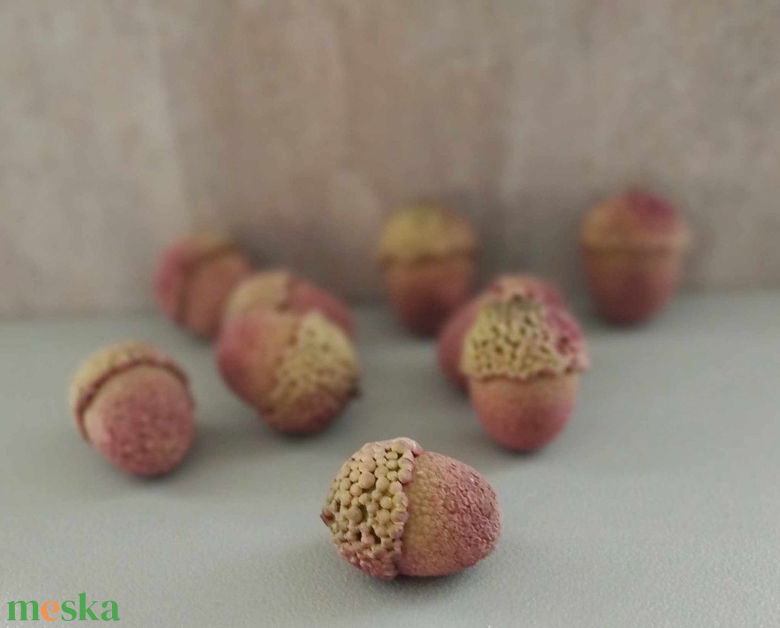Makk, hungarocell, őszi, halloweeni, kreatív, hobby dekor figura, több színben, 5cm - kellékek & szerszámok - dekorációs kellékek - egyéb kellékek - Meska.hu