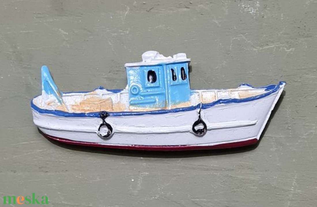 Halászbárka, hajó, csónak, öntapadós, nyári dekorációs figura, 9cm - kellékek & szerszámok - dekorációs kellékek - figurák - Meska.hu