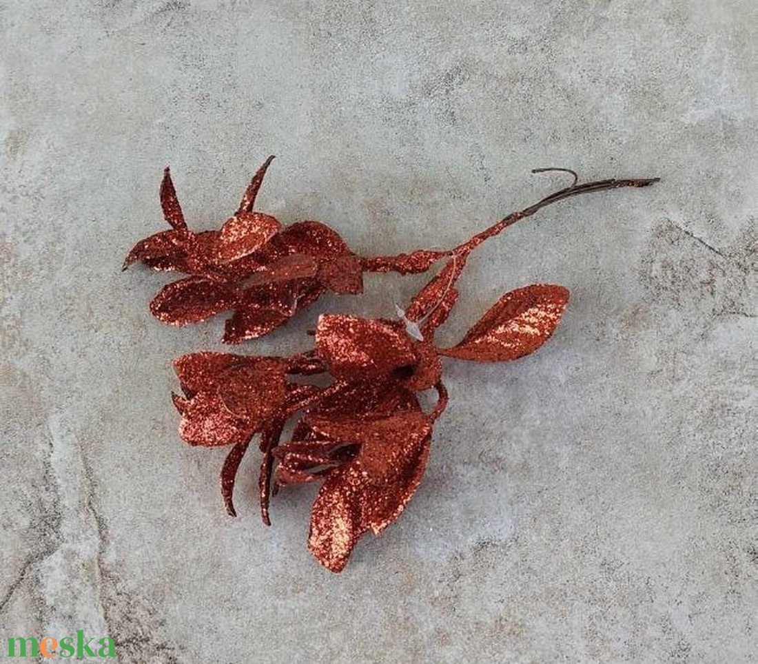 Babérleveles pick, glitteres, karácsonyi dekor műnövény, 3 ágú, 15cm - kellékek & szerszámok - dekorációs kellékek - dekorfenyő - Meska.hu