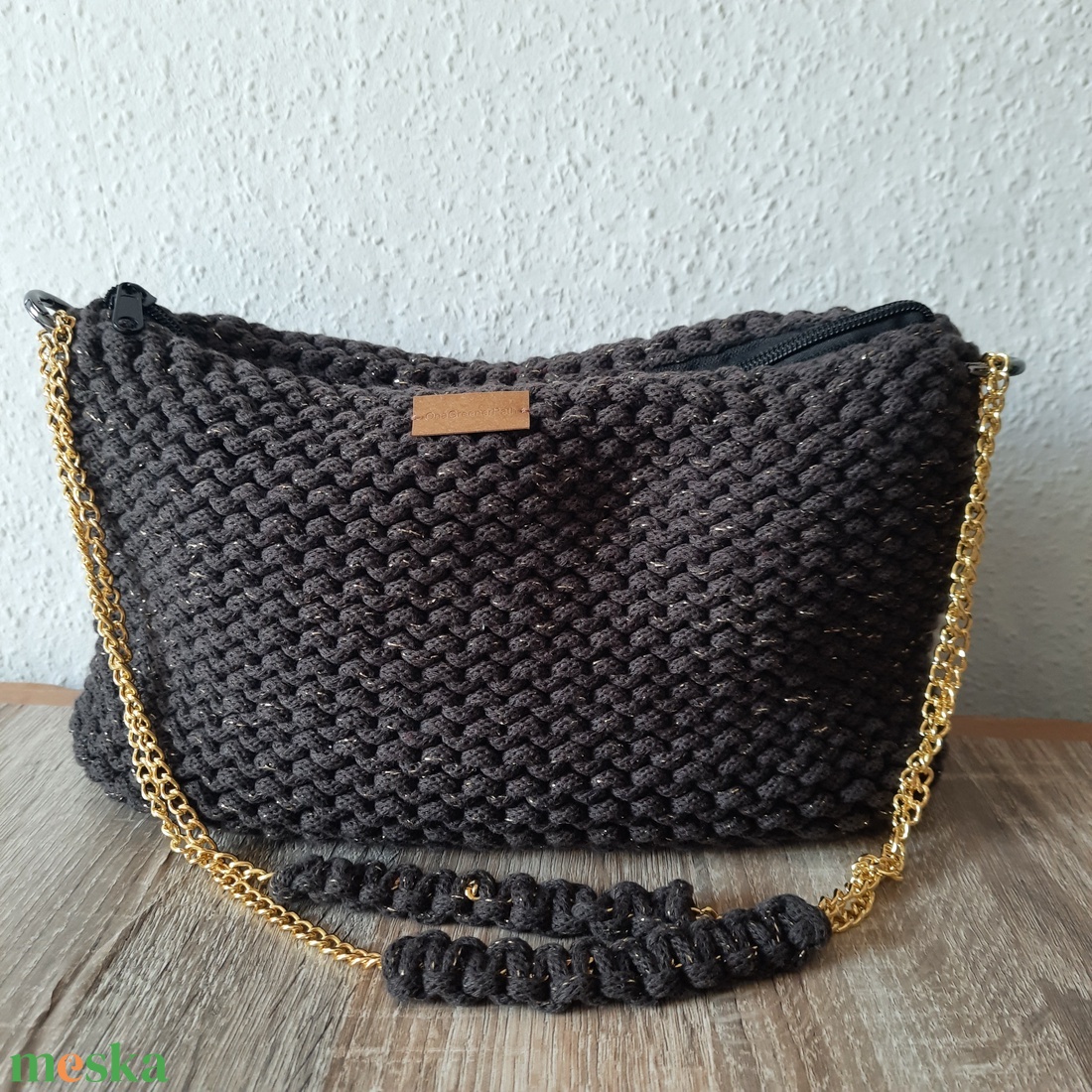 Kötött válltaska- fekete/arany - táska & tok - kézitáska & válltáska - válltáska - Meska.hu Kötött válltaska- fekete/arany - táska & tok - kézitáska & válltáska - válltáska - Meska.hu