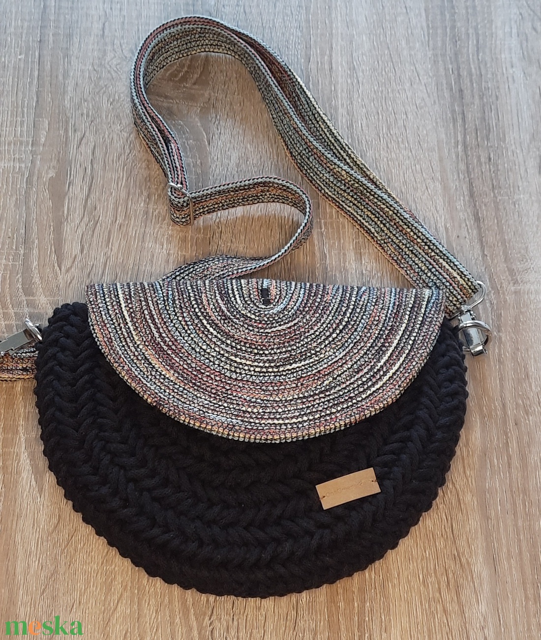 Horgolt, fedeles táska- fekete színben  - táska & tok - kézitáska & válltáska - vállon átvethető táska - Meska.hu