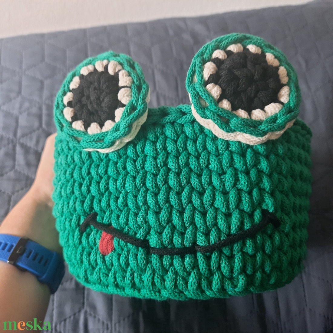 Béka mintás tároló  - baba - mama - babaszobabútor - játéktároló - Meska.hu