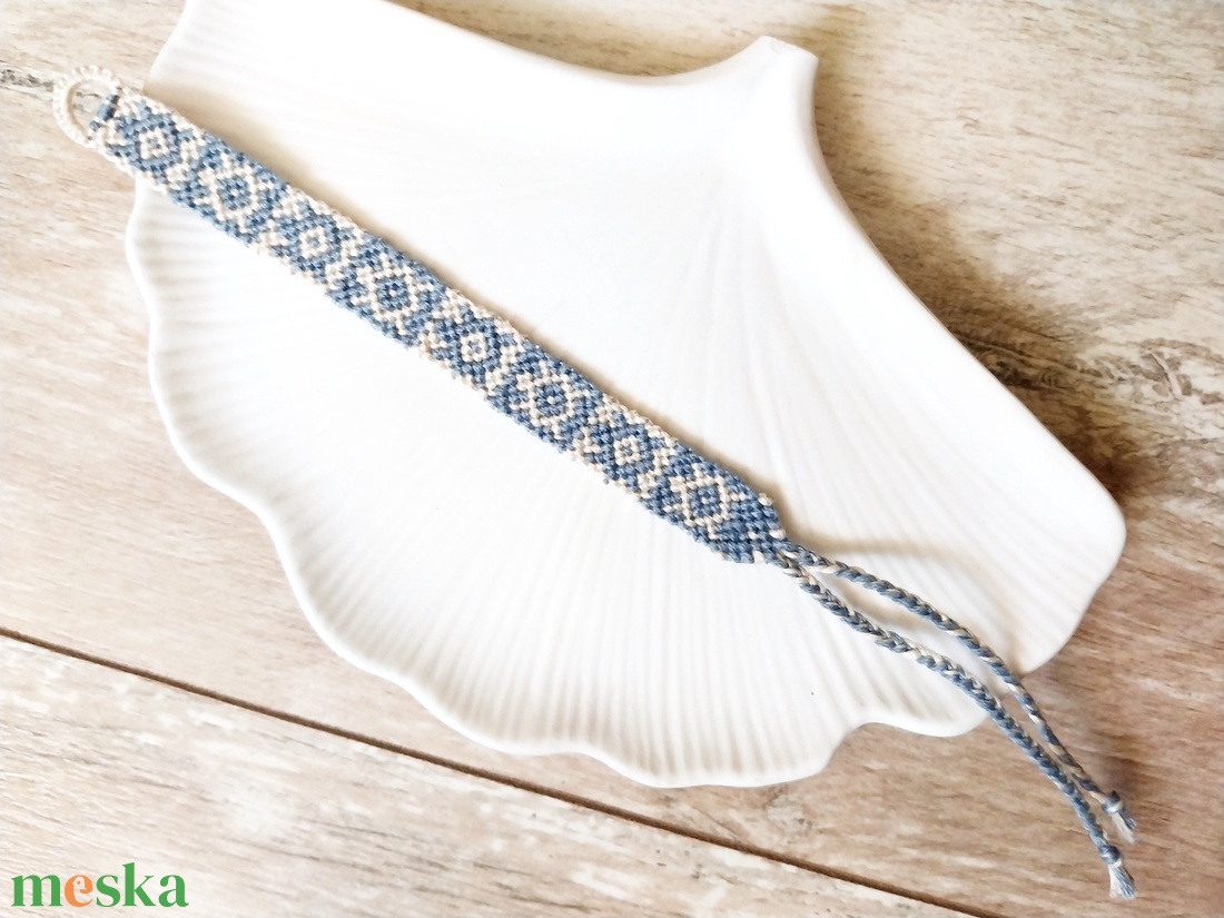 Teknőcös karkötő - ékszer - karkötő - fonott karkötő - Meska.hu