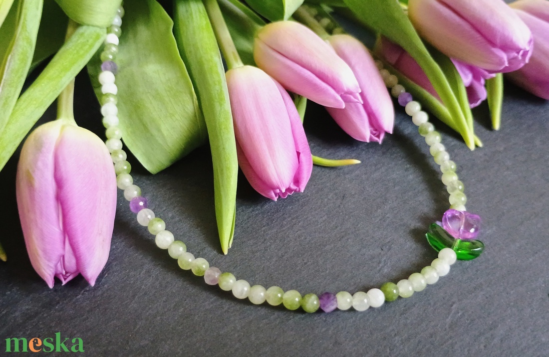 Tulipános ásvány nyaklánc - ékszer - nyaklánc - gyöngyös nyaklánc - Meska.hu