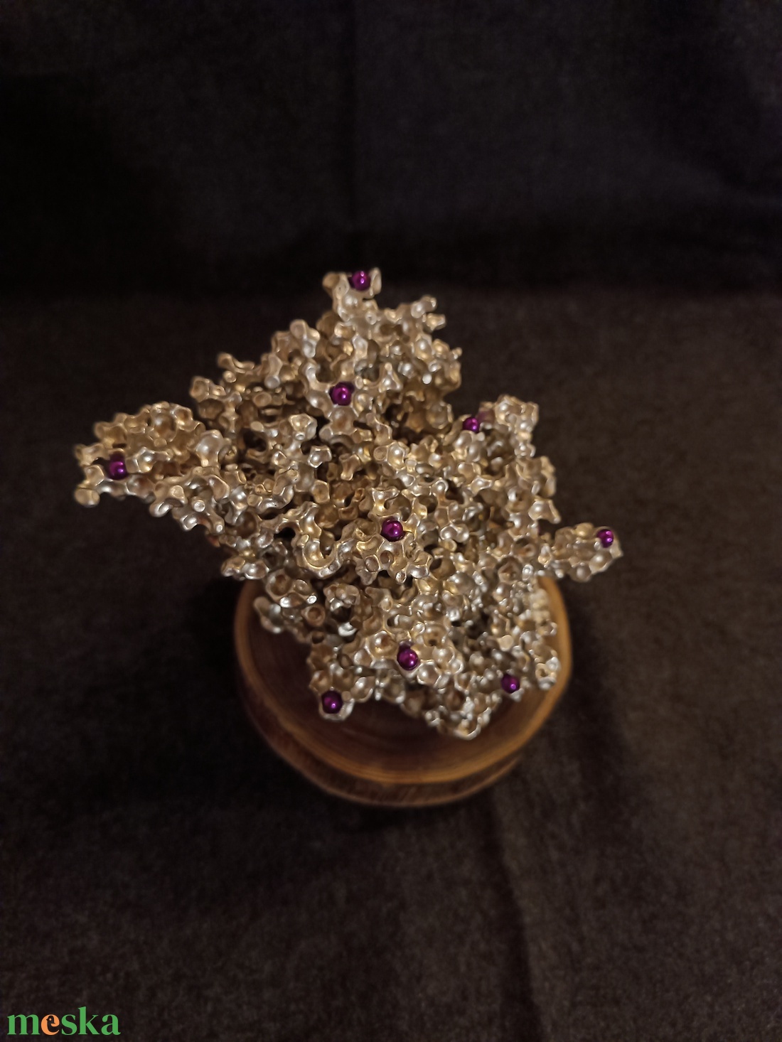 Dekoráció és ajándék: alumínium dísz fa talppal, mágnesekkel - ékszer - ékszertartó - ékszertartó állvány - Meska.hu