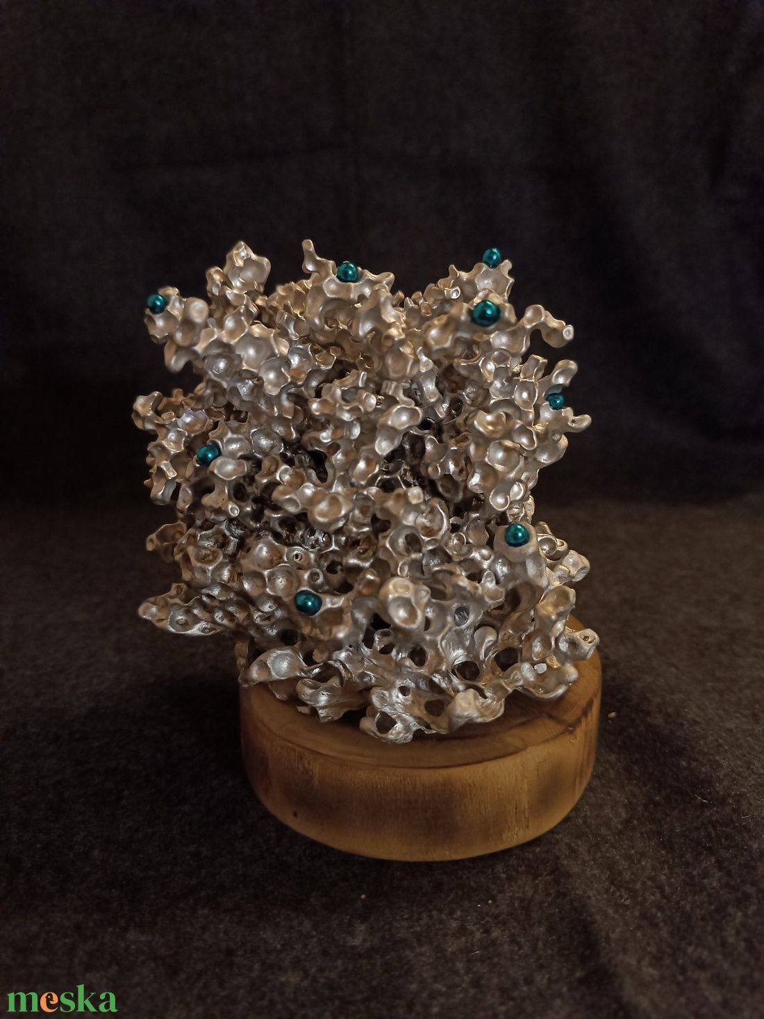 Kézzel készült alumínium dísz: Stílusos Kulcs- és Ékszertartó, Asztaldísz, Ajándék - esküvő - dekoráció - asztaldísz - Meska.hu