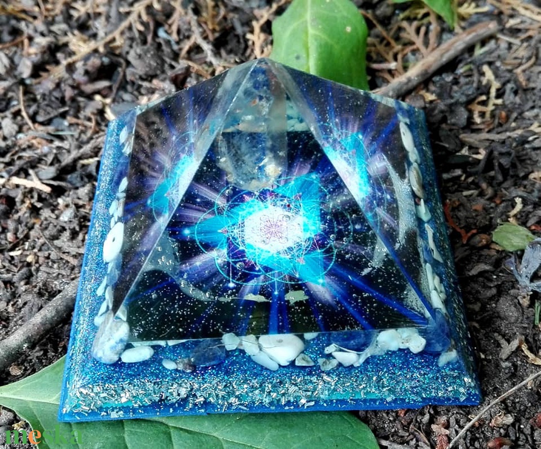 ORGONIT PIRAMIS - Kék Metatron  - otthon & életmód - dekoráció - spiritualitás - orgonit piramis - Meska.hu