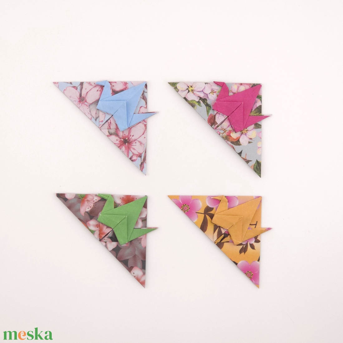 Hagyományos origami daru sarokkönyvjelző - könyv & zene - könyvjelző - Meska.hu