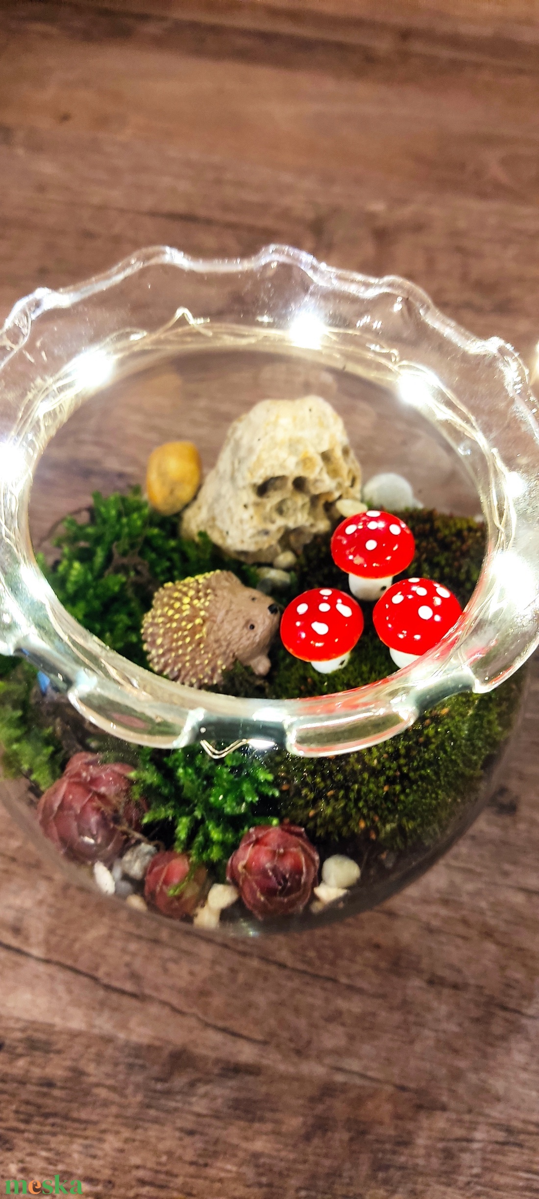Kézműves florárium sünivel � mini üvegkert LED fényekkel � - otthon & életmód - dekoráció - asztal és polc dekoráció - florárium, terrárium - Meska.hu
