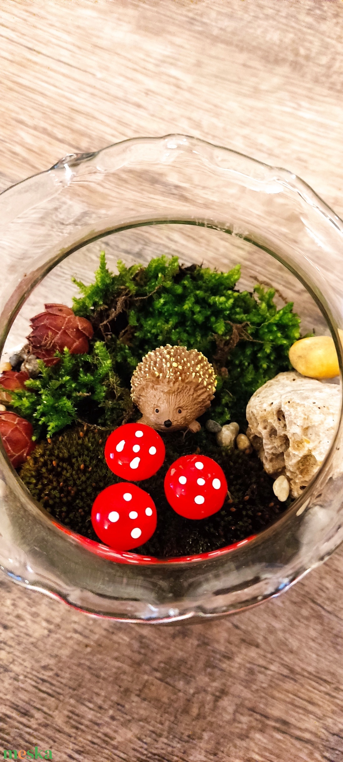 Kézműves florárium sünivel � mini üvegkert LED fényekkel � - otthon & életmód - dekoráció - asztal és polc dekoráció - florárium, terrárium - Meska.hu