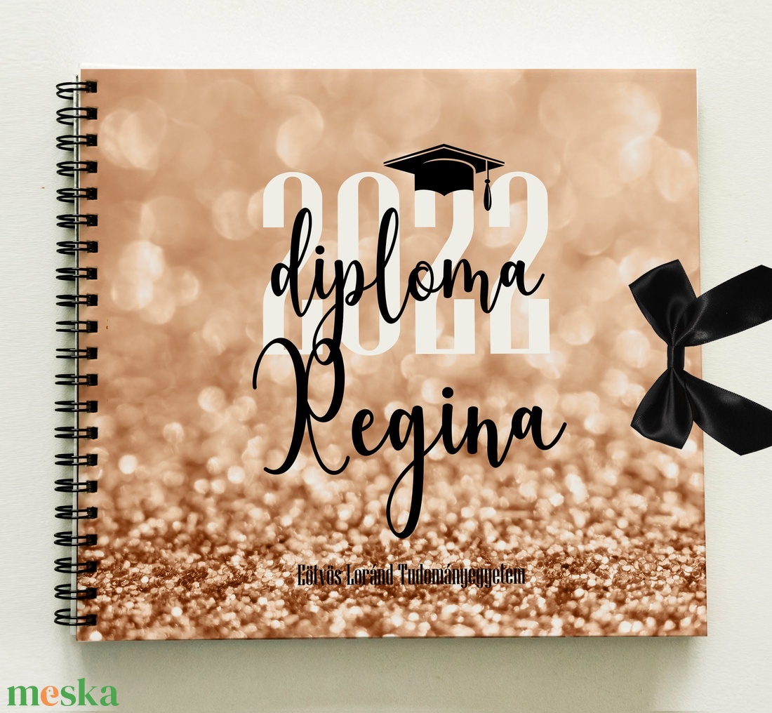 Névre szóló Pénzátadó AJÁNDÉK Emlékkönyv Diplomaosztóra - ajándék album - rose gold glitter - 21x19cm diplomaosztó - otthon & életmód - papír, írószer - ajándékozás kellékei - pénzátadó boríték - Meska.hu Névre szóló Pénzátadó AJÁNDÉK Emlékkönyv Diplomaosztóra - ajándék album - rose gold glitter - 21x19cm diplomaosztó - otthon & életmód - papír, írószer - ajándékozás kellékei - pénzátadó boríték - Meska.hu