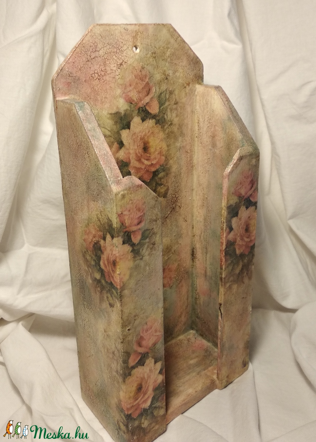 Rózsa mintás, 30 cm-es, fa papírzsebkendő tartó - otthon & életmód - tárolás & rendszerezés - zsebkendőtartó - Meska.hu