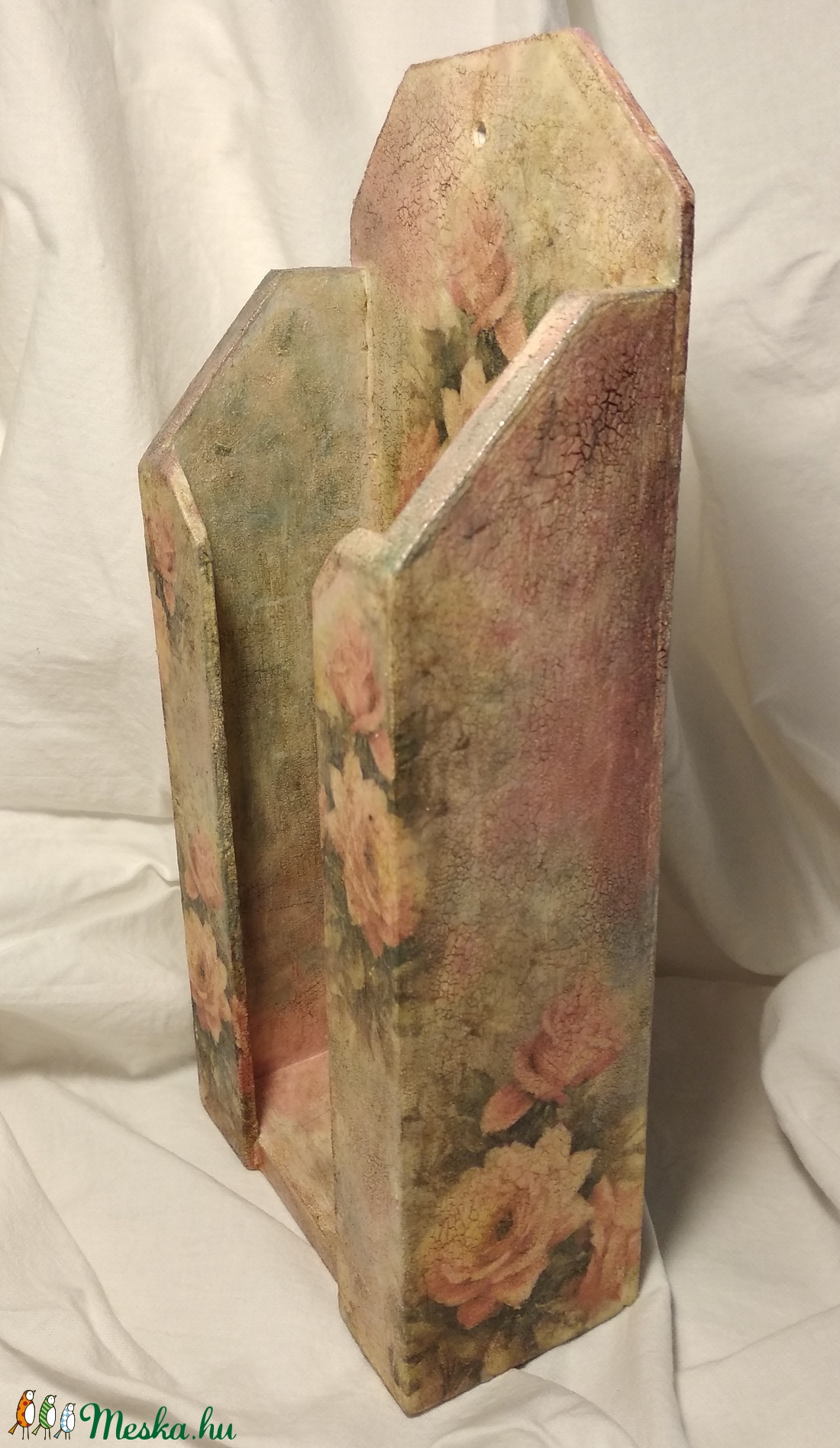 Rózsa mintás, 30 cm-es, fa papírzsebkendő tartó - otthon & életmód - tárolás & rendszerezés - zsebkendőtartó - Meska.hu