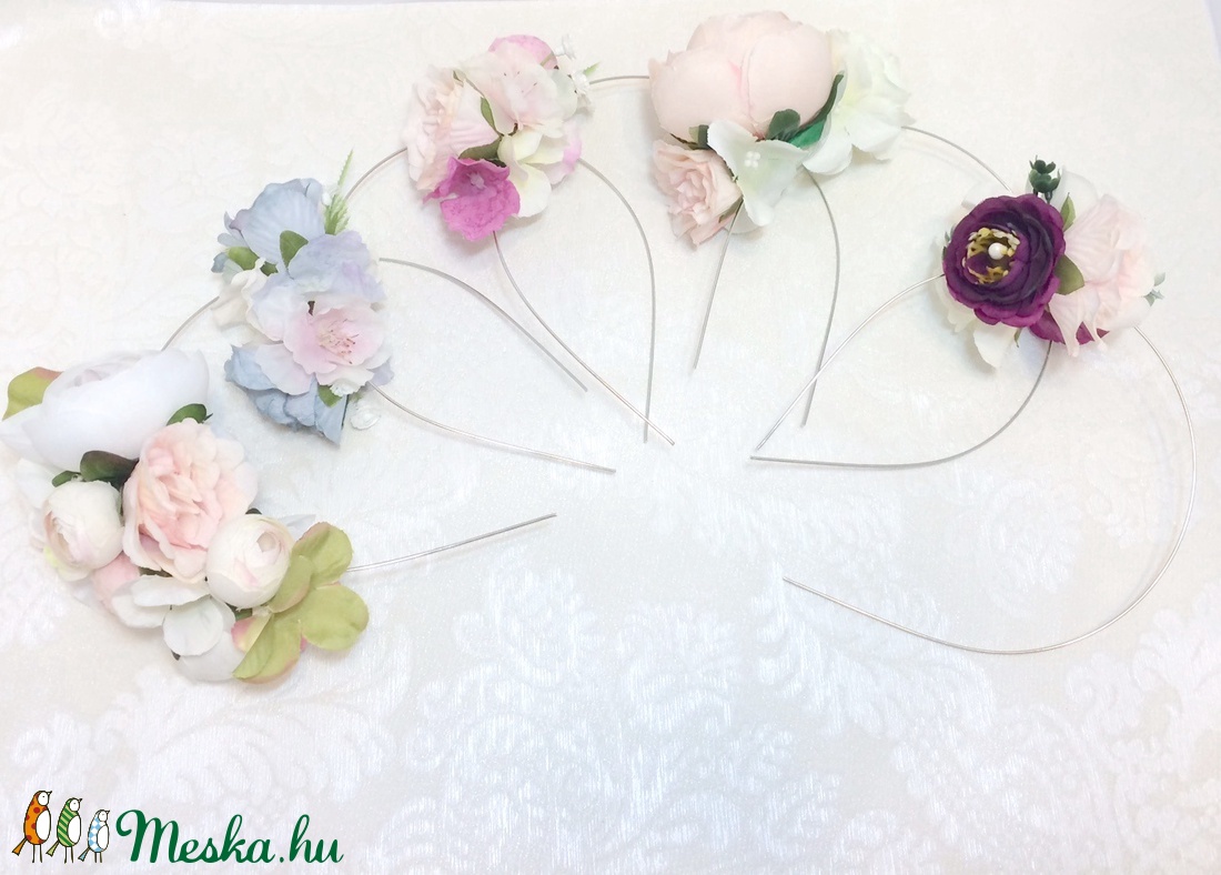 Barack színű boglárkás menyasszonyi, koszorúslány hajdísz, hajráf, tiara -  - Meska.hu