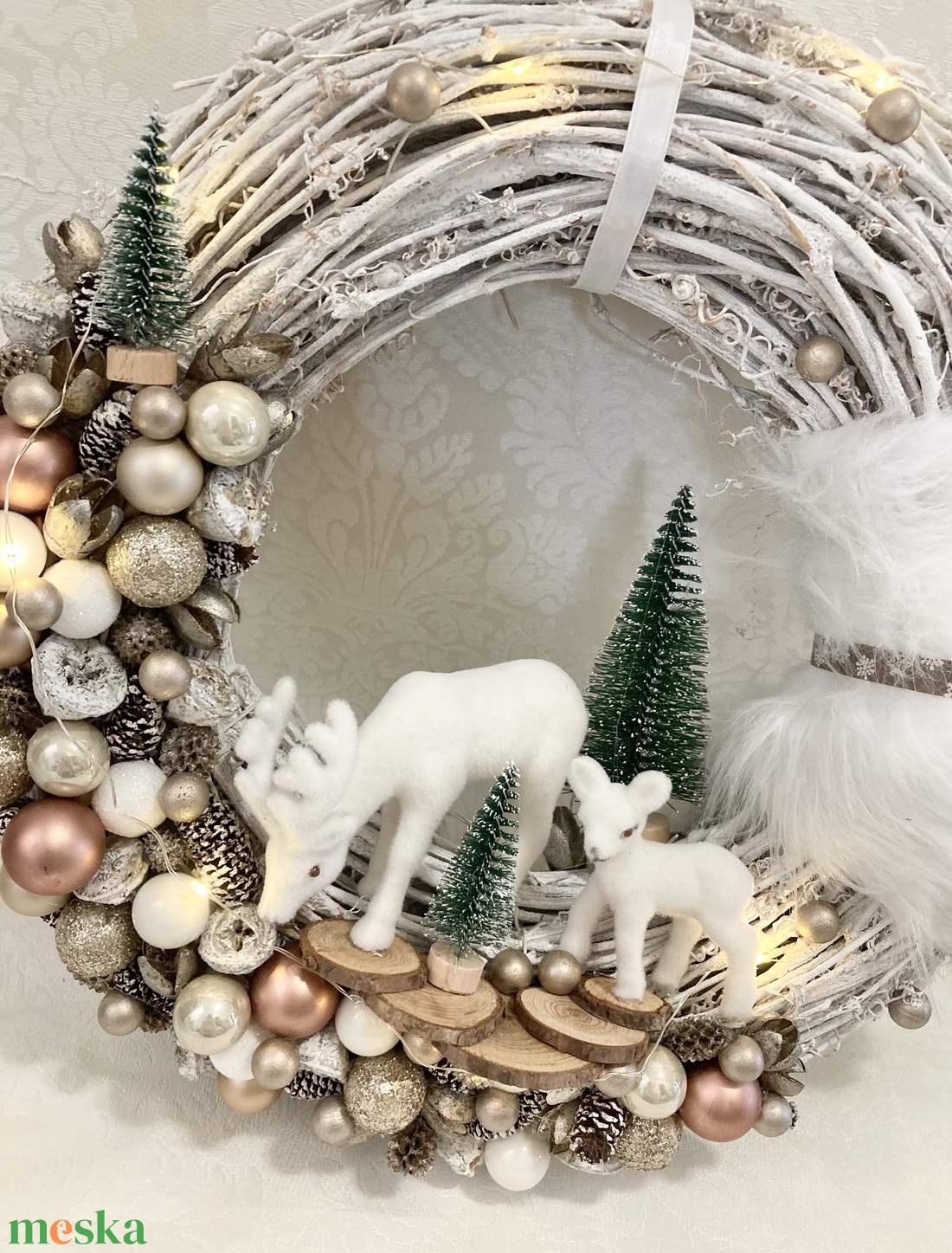 Rusztikus fehér őzikés adventi ajtókopogtató LED fénnyel - karácsony - adventi díszek - adventi ajtódísz - Meska.hu Rusztikus fehér őzikés adventi ajtókopogtató LED fénnyel - karácsony - adventi díszek - adventi ajtódísz - Meska.hu
