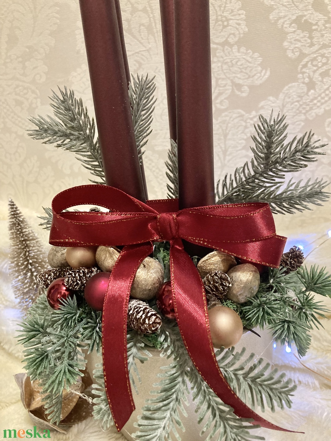Bordó zöld arany adventi koszorú bordó gyertyákkal kerámia kaspóban - karácsony - adventi díszek - adventi koszorú - Meska.hu