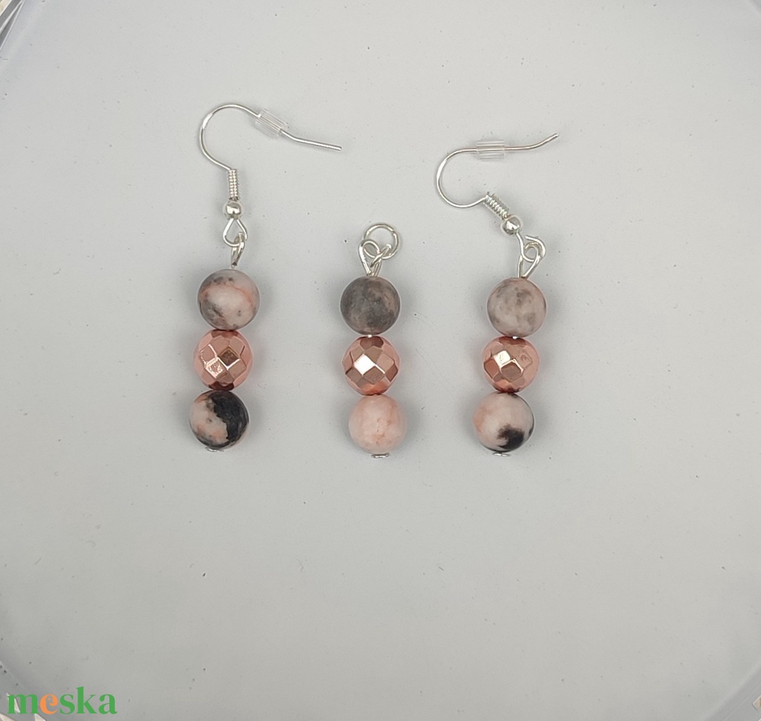 Rose gold hematit fülbevaló és medál zebra jáspissal - ékszer - ékszerszett - Meska.hu Rose gold hematit fülbevaló és medál zebra jáspissal - ékszer - ékszerszett - Meska.hu