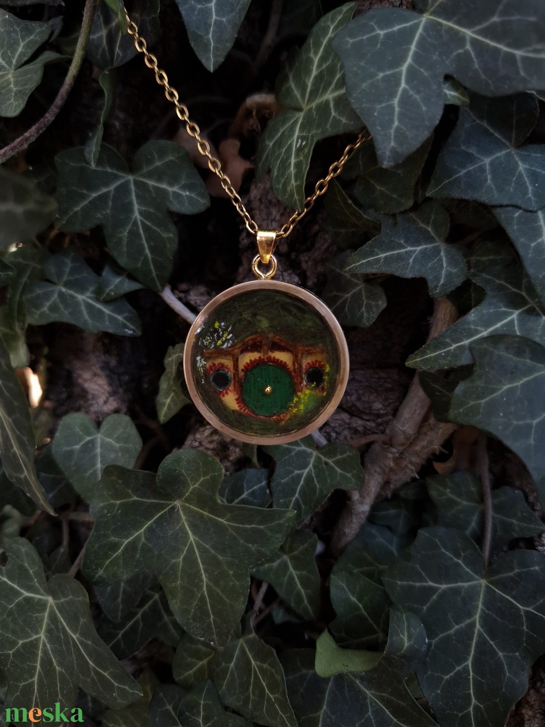 Hobbit, Gyűrük Ura ihlette kézzel készült epoxy gyanta, réz nyaklánc - ékszer - nyaklánc - medálos nyaklánc - Meska.hu