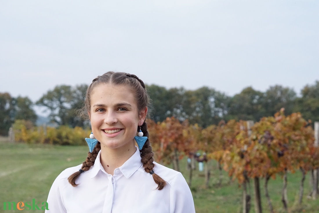 Háromszögű kender fülbevaló - ékszer - fülbevaló - lógó fülbevaló - Meska.hu Háromszögű kender fülbevaló - ékszer - fülbevaló - lógó fülbevaló - Meska.hu